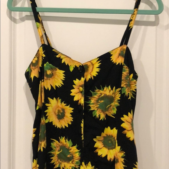 Sunflower strapless romper playsuit with shorts. - Picture 4 of 5